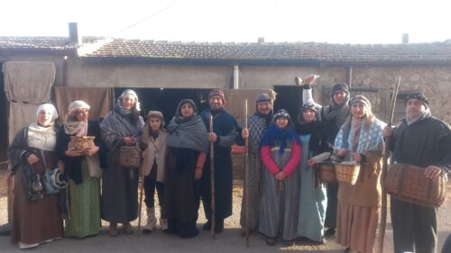 Epifania al Borgo Santa Rita, Pastori itineranti visitano il Presepe Vivente