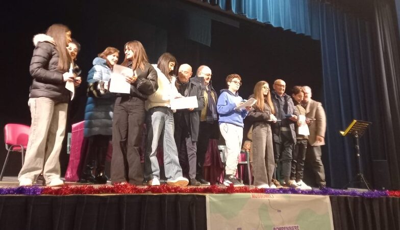 Montedoro e Serradifalco in sinergia, premiati i vincitori della prima edizione del concorso “Una poesia per la pace, la solidarietà e la giustizia sociale”