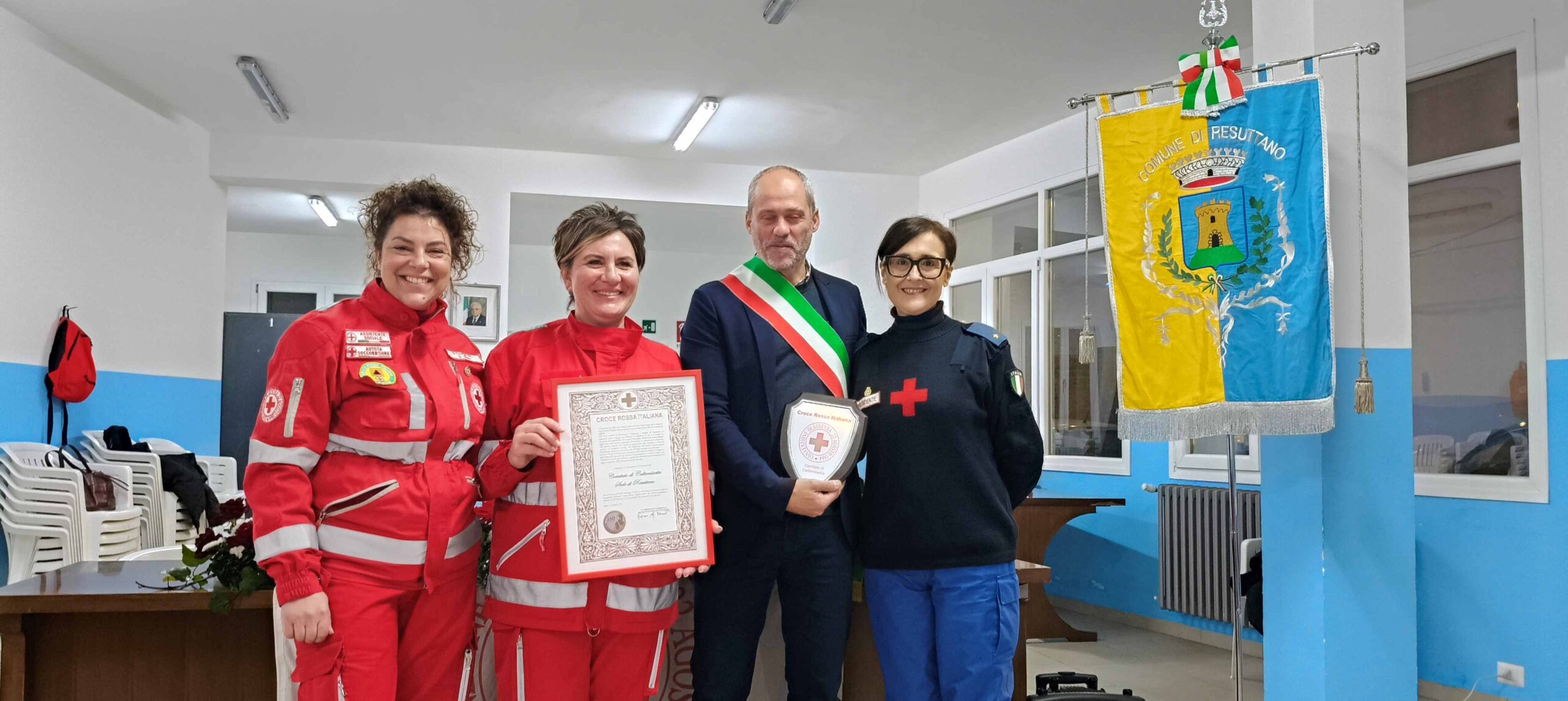 Consegnata benemerenza dei 160 anni di fondazione della Croce Rossa al Comitato di Caltanissetta Unità Territoriale di Resuttano