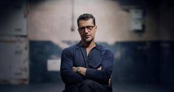 La storia di Fabrizio Corona da oggi in una docu-serie su Netflix: “Io sono notizia”