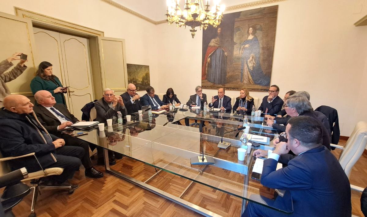 Maltempo in Sicilia, Schifani insedia e presiede cabina di regia operativa: «Procedure semplificate per erogazione contributi»