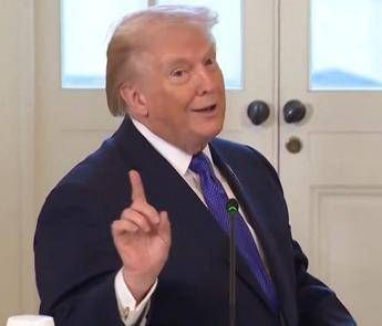 Minneapolis, la risposta di Trump: “Consegnateci immigrati illegali”