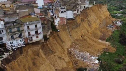 Niscemi, inchiesta per disastro colposo: il Procuratore Vella nomina i consulenti tecnici