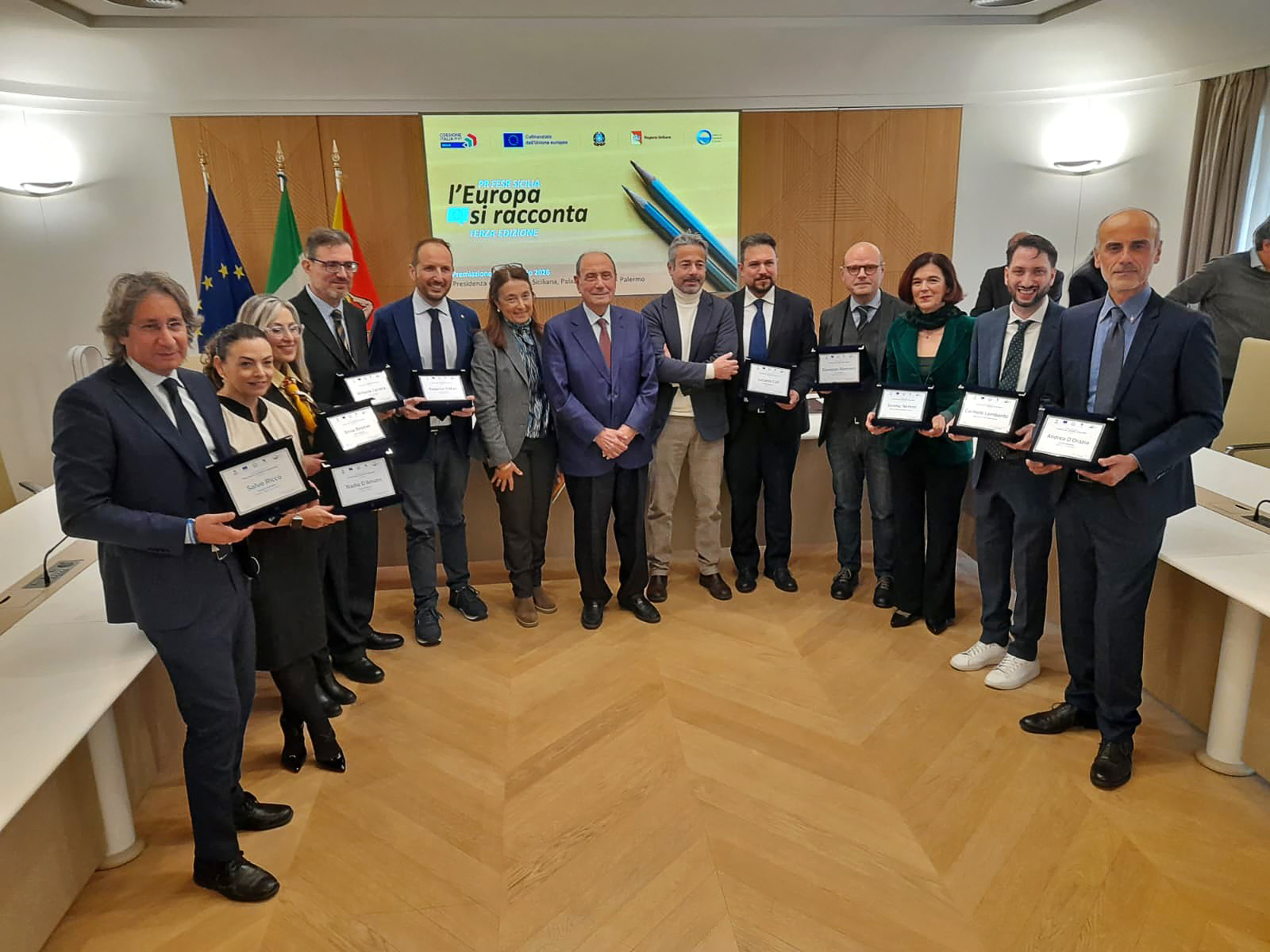 Premio giornalistico Fondi Ue Sicilia, Schifani consegna i riconoscimenti agli 11 vincitori della terza edizione “Fesr L’Europa si racconta”