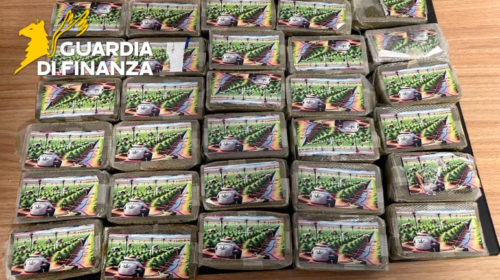 Traffico internazionale di stupefacenti, 11 arresti a Palermo