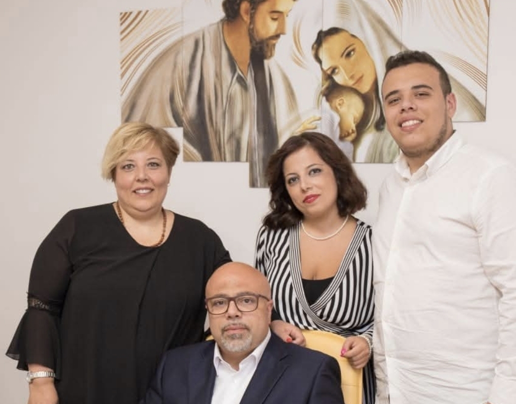 Morte di Antonella Geraldi, il Gip respinge l’archiviazione: proseguono le indagini su nove medici. I familiari: “continueremo a lottare per ottenere verità e giustizia per mamma”