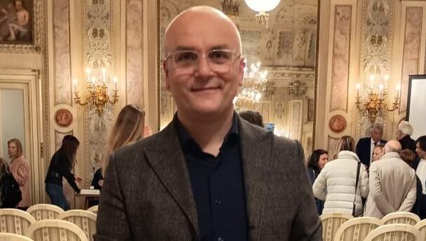 Biblioinsieme, il 9 gennaio a Enna presentazione del romanzo “Cenere” di Vincenzo Giuseppe Baldi