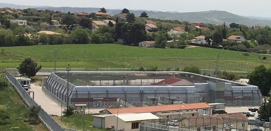 Caltanissetta, migranti. Cp Cgil, Cisl Fp e Flaica Cub chiedono incontro in Prefettura per affrontare criticità al Cpr di Pian del Lago