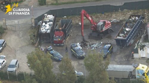 Rifiuti: 20 misure cautelari, la Guardia di Finanza sequestra beni per 2 mln nel nisseno