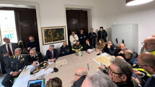 Frana di Niscemi, Schifani partecipa all’incontro operativo al Comune: «Garantiremo una casa a tutte le famiglie»