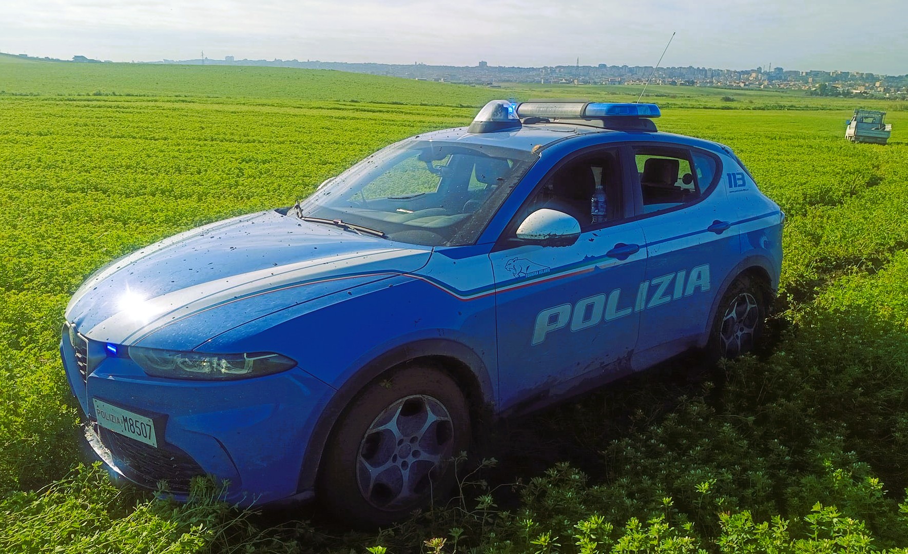 Sorpreso a bruciare cavi di rame, nel Nisseno 45enne arrestato dalla Polizia dopo inseguimento