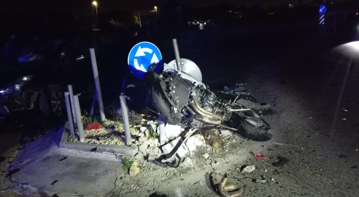 Scontro auto-moto nel Catanese, Michael Duse perde la vita a 25 anni