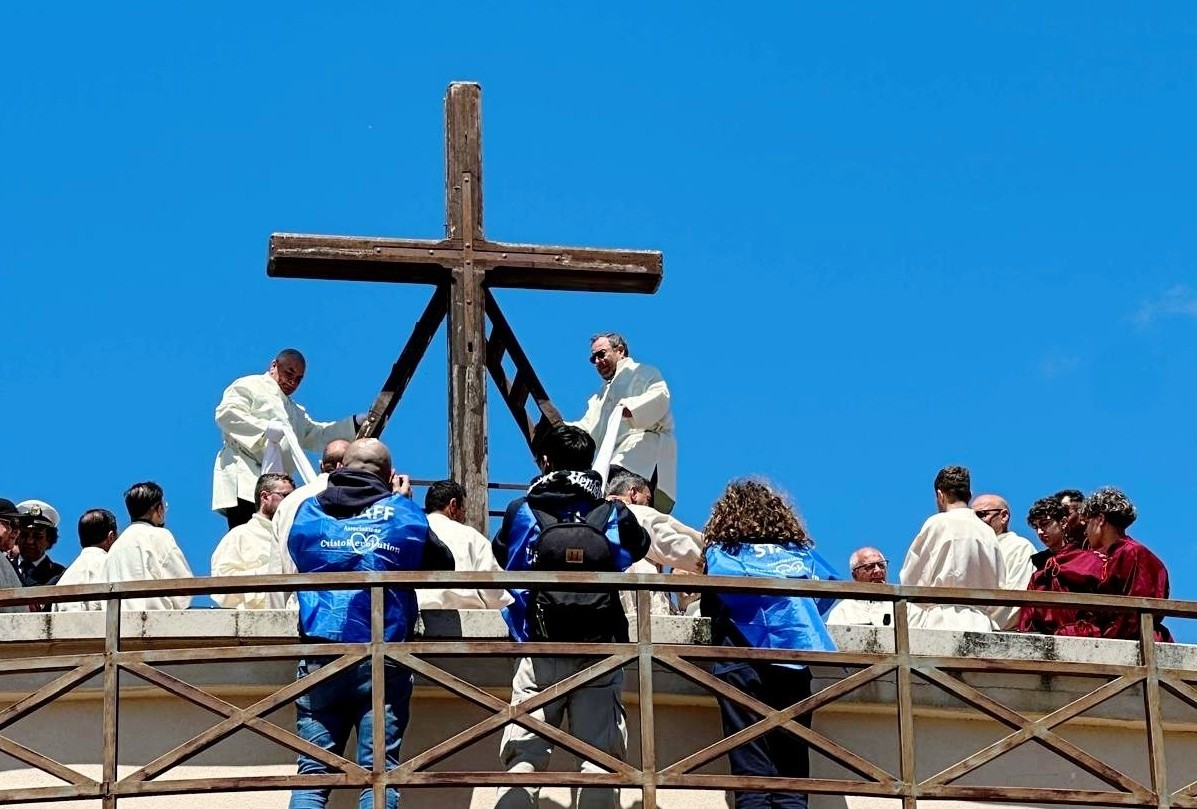 San Cataldo. Venerdì Santo, per l’intronizzazione del Cristo al Calvario, l’accesso all’area sopraelevata consentita solo a chi sarà munito di pass