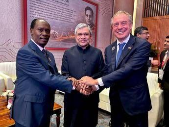 AI Impact Summit 2026: accordo strategico Italia, India e Kenya per progetti AI in Africa