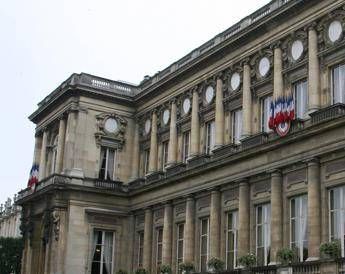 Ambasciatore Usa convocato non si presenta, l’indignazione di Parigi