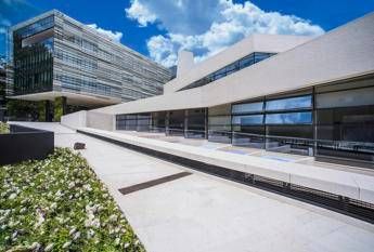 Angelini Academy e Ie Business school insieme per sviluppare il talento, 1 mln di euro per 10 borse di studio