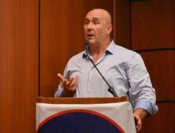 Bandecchi: “Nulla in comune con Vannacci, non c’entro con estrema destra”