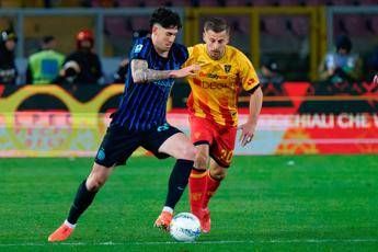 Bastoni travolto dai fischi, il ‘castigo’ in Lecce-Inter per caso Kalulu