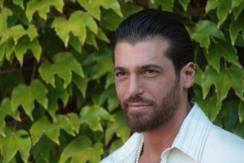 Can Yaman a Sanremo, hotel segreto e richieste ‘speciali’ tra noci pecan e caffè