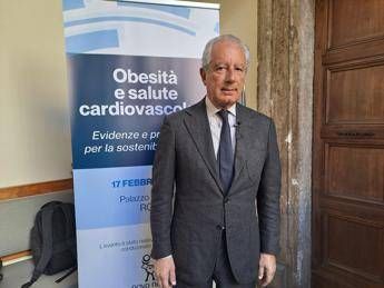 Cardiologo Perrone Filardi: “Curare obesità riduce infarto, ictus e ricoveri”
