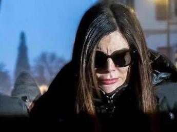 Crans-Montana, Jessica Moretti: “Su di me tante bugie, anche io voglio venga fuori verità”