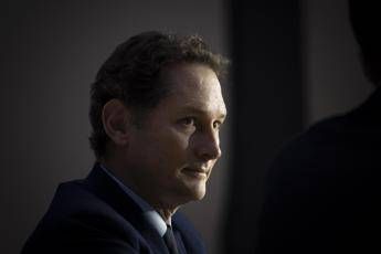 Eredità Agnelli, gip respinge richiesta messa alla prova per Elkann: atti tornano a pm