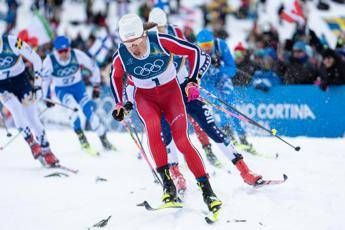 Milano Cortina, Klaebo sembra Bolt: sprint da sogno nello sci di fondo