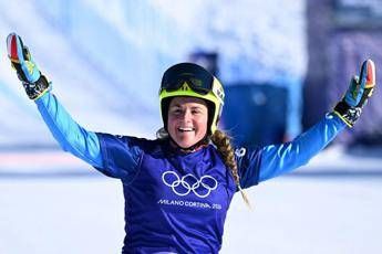 Milano Cortina, Moioli-Sommariva argento in gara mista a coppie snowboard cross. Record di medaglie per l’Italia