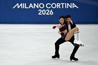 Milano Cortina, coppie ‘miste’ nella danza su ghiaccio? Tutta colpa di un sito d’incontri