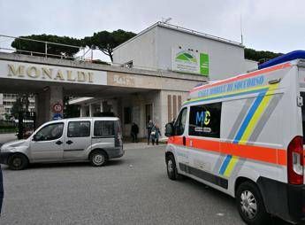 Napoli, “si indaga su altri due casi di trapianti sospetti al Monaldi”