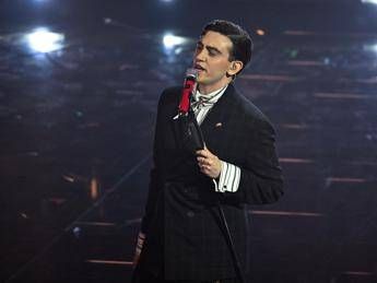 Sanremo 2026, Michele Bravi chi è: in gara con il brano ‘Prima o poi’