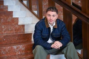 Sanremo 2026, Sayf chi è: le origini, l’amore per Genova, il ‘paragone’ con Ghali