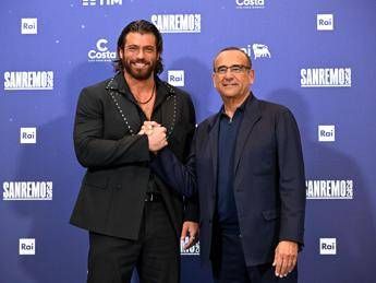 Sanremo 2026, via alla prima serata con Can Yaman e Tiziano Ferro – Diretta