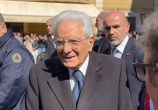 Niscemi, il presidente Mattarella lascia la cittadina tra gli applausi