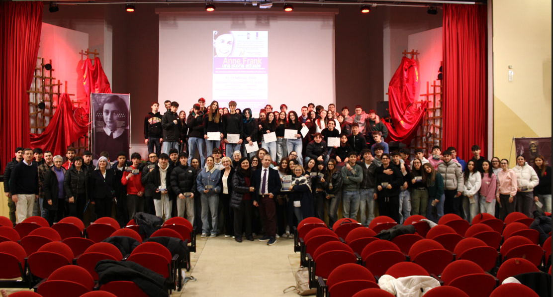 Caltanissetta, “Anne: una storia attuale”: studenti del “Volta” Peer Guides della mostra su Anna Frank