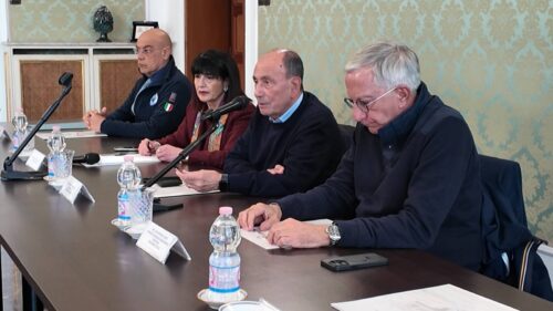 Ciclone Harry, Schifani incontra sindaci del Messinese in Prefettura: «Riunione operativa, Regione al fianco delle comunità locali»