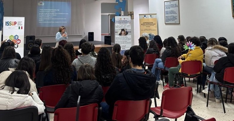 Caltanissetta. Casa Rosetta ha celebrato la Giornata Mondiale per le malattie rare con gli studenti del Liceo “Manzoni – Juvara”