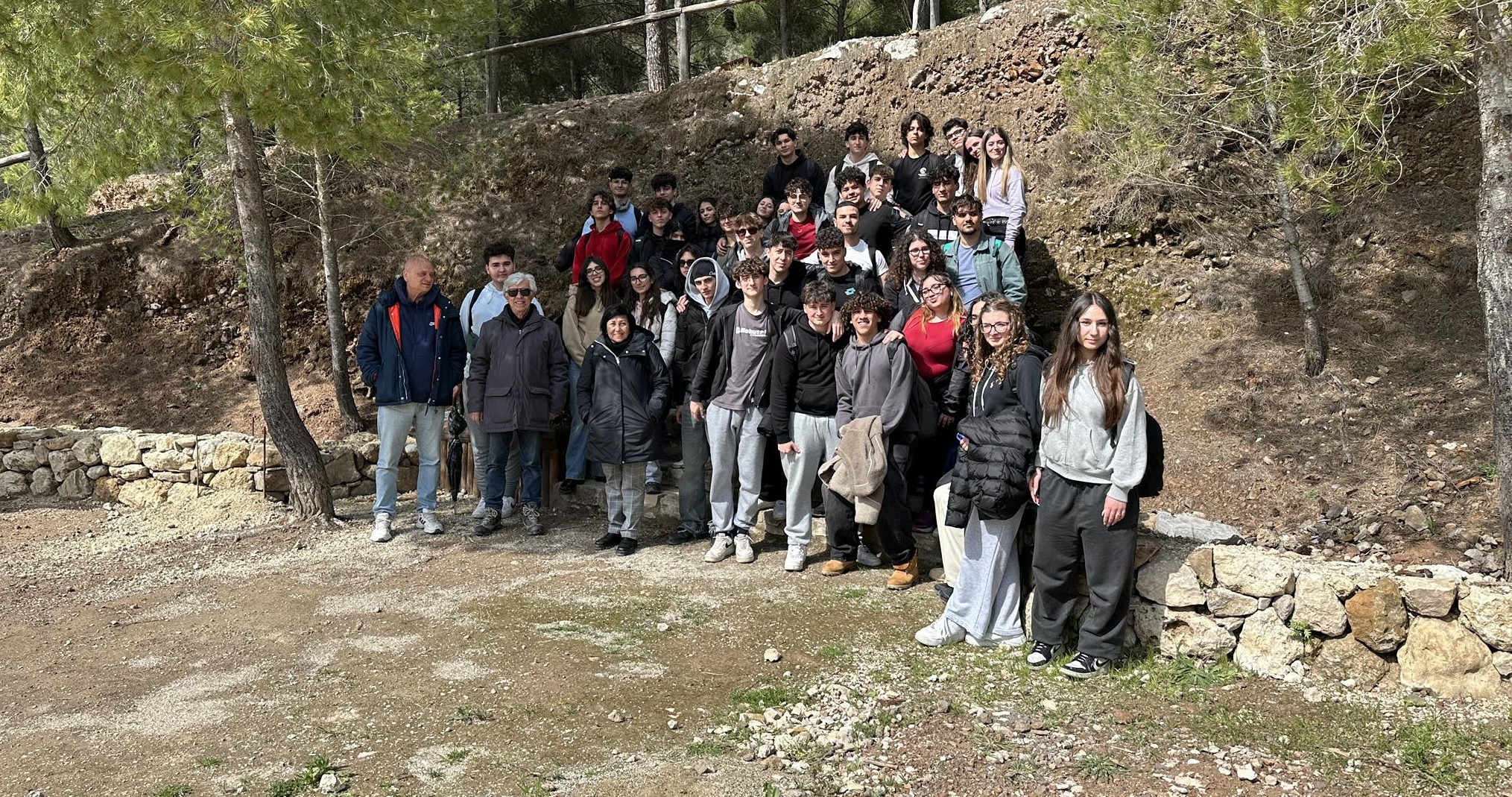San Cataldo. Quattro classi di scuola superiore del Palermitano in visita alle bellezze del Parco Geominerario di Gabara
