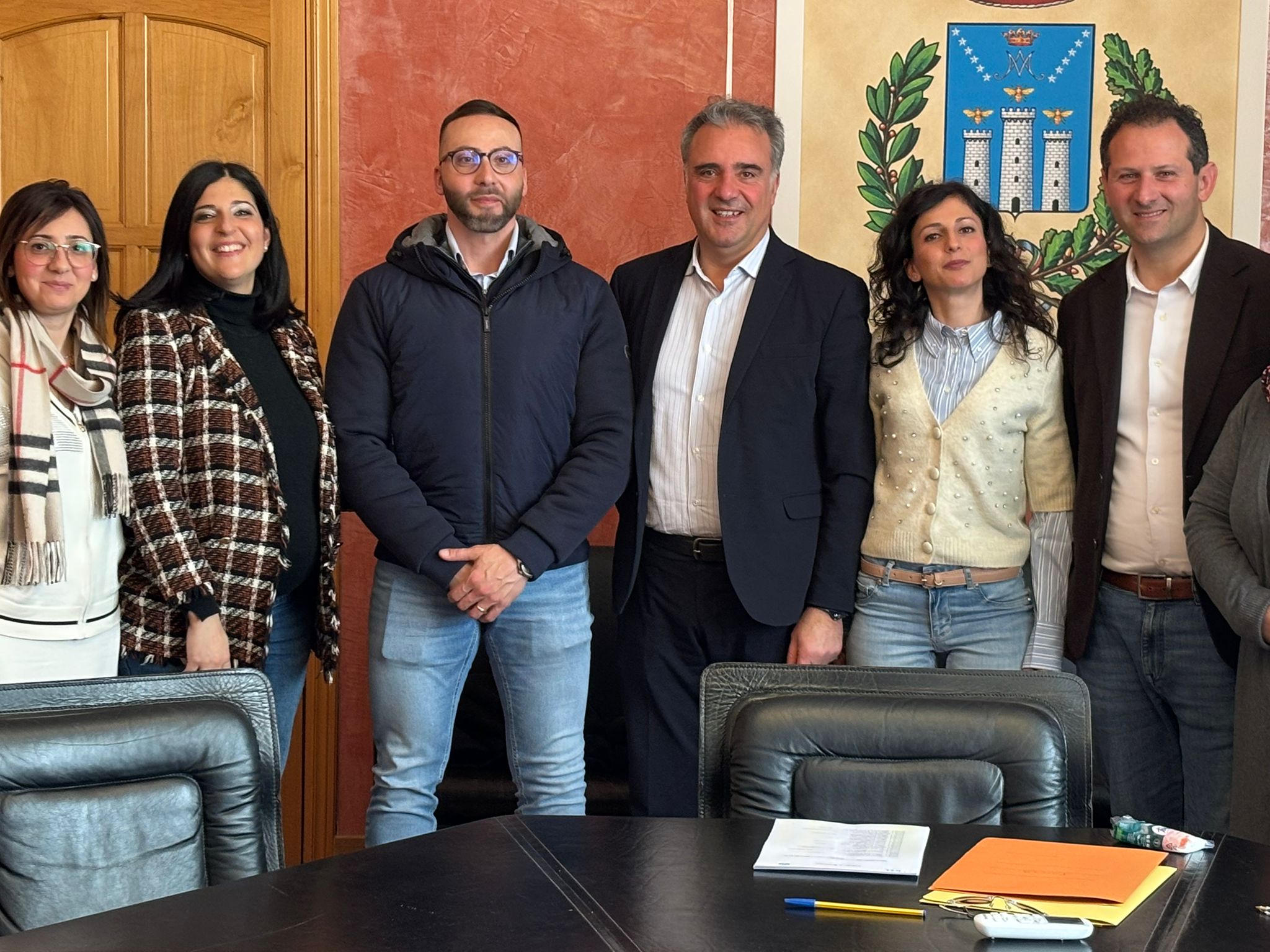 Mussomeli, nuove azzunzioni al Comune: firmati due contratti