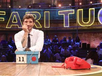 Affari Tuoi, stasera non va in onda: ecco quando torna De Martino