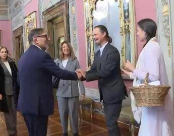 Famiglia nel bosco, i genitori in Senato. La Russa: “Stemperare il clima, non discuto provvedimenti e stile di vita”