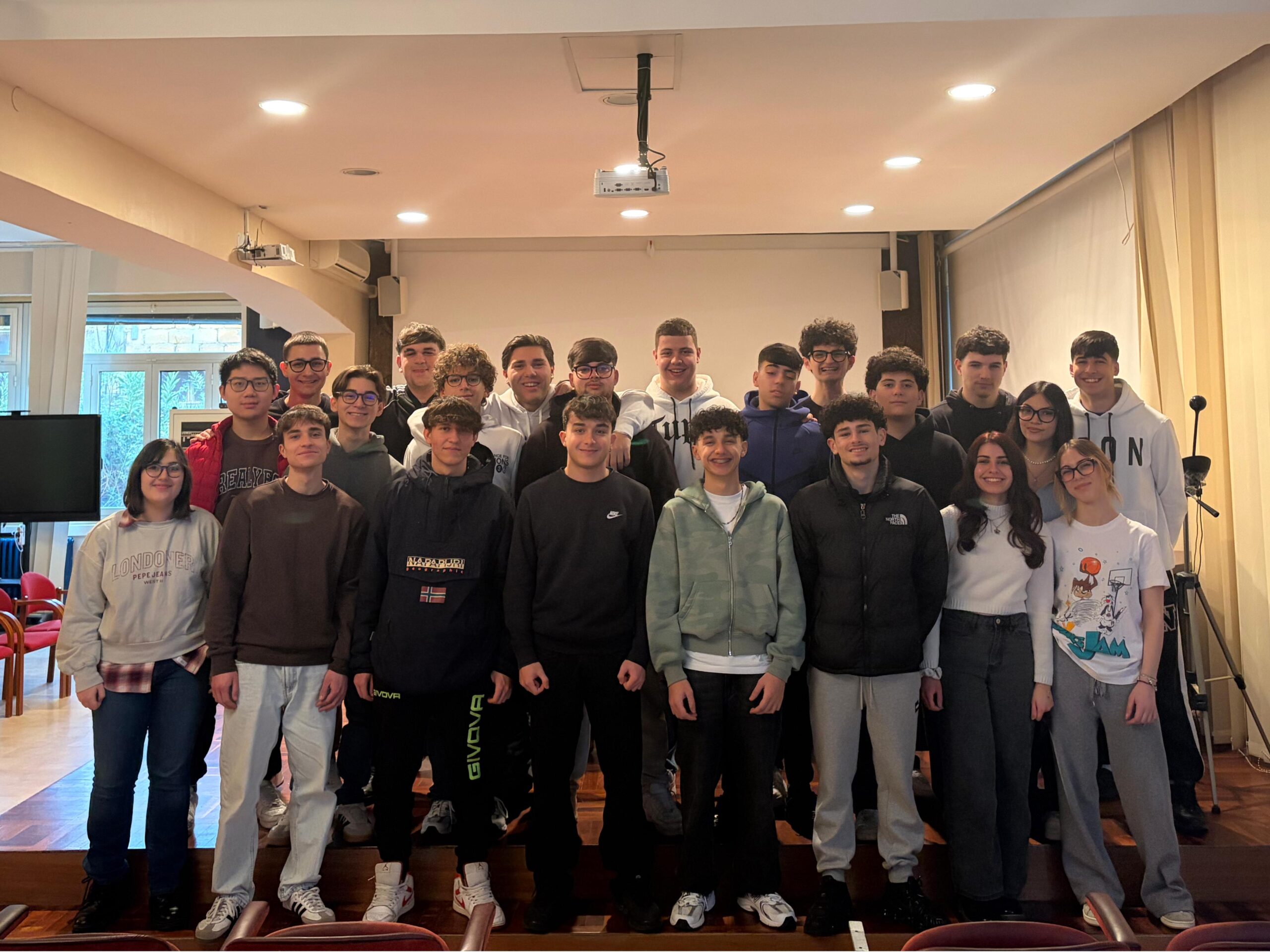 Caltanissetta, I.I.S.S. “S. Mottura” e Università Roma Tre in sinergia: la IV G selezionata come classe pilota per un progetto didattico interdisciplinare sulla sostenibilità ambientale e culturale