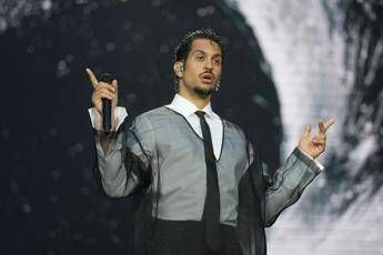 Mahmood lascia l’Italia: “Mi trasferisco in Spagna, mi sento tigre allo zoo”