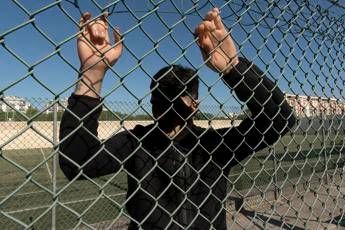 Minori, Save the Children: “Il 13,4% dei ragazzi ha assistito a scene di violenza che venivano filmate”