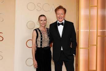 Oscar 2026, Conan O’Brien dà il via alla notte dei premi – Diretta