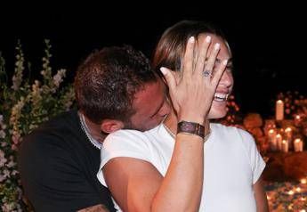 Sabalenka show a Indian Wells: passa il turno e sfoggia l’anello di fidanzamento da un milione di dollari