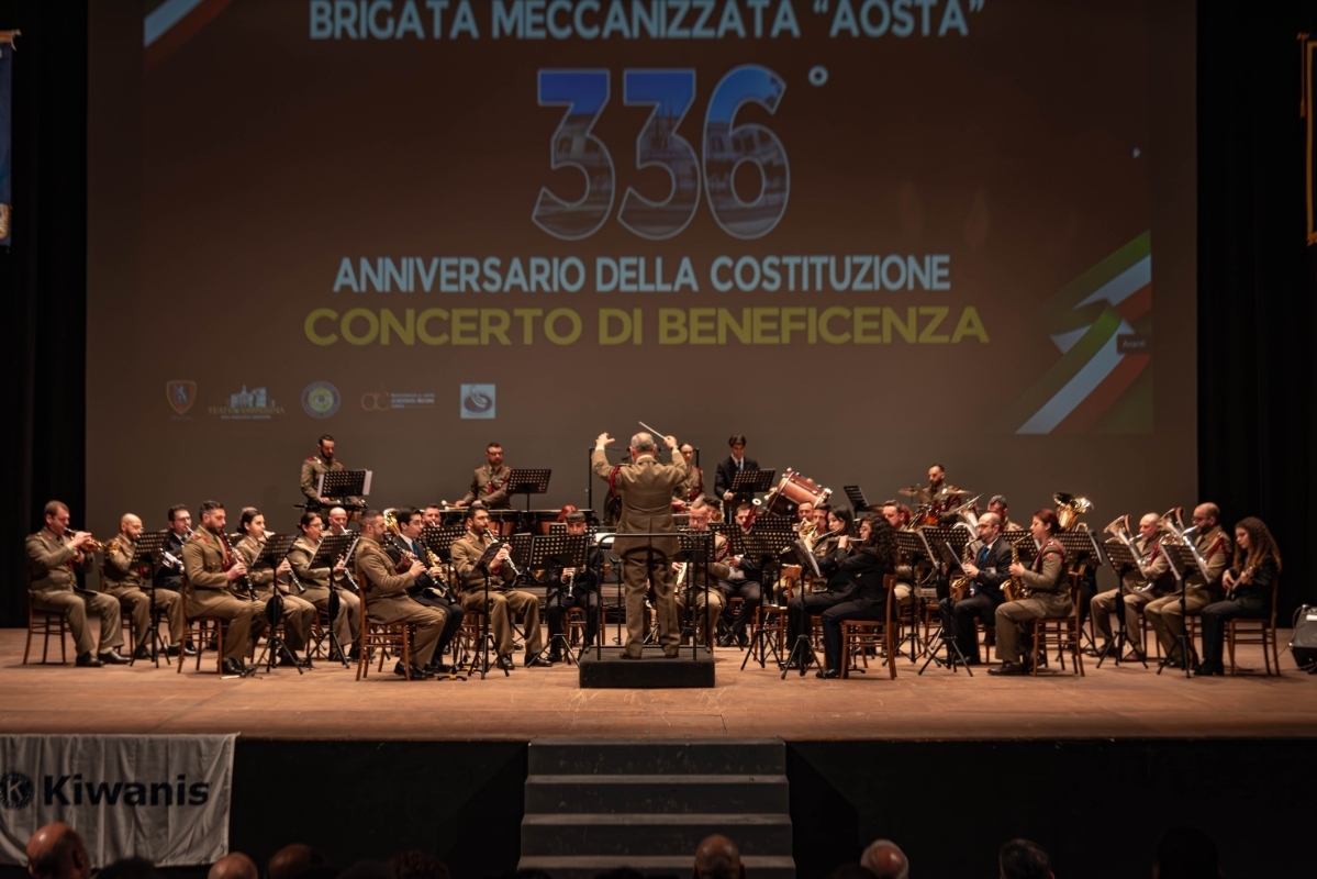 336° anniversario della Brigata “Aosta”, la Grande Unità siciliana dell’Esercito Italiano celebra la propria costituzione con le scolaresche di Messina e con un concerto di beneficenza