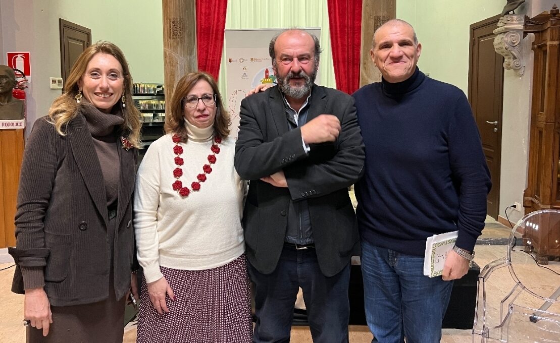 TrapanIncontra, Davide Rondoni: “Senza perdono non c’è pace”. Alla Fardelliana l’incontro con il poeta sul libro dedicato a San Francesco