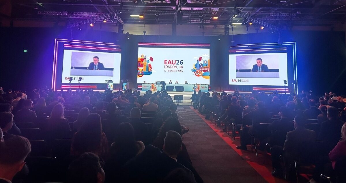 L’urologo siciliano Angelo Territo presenta il nuovo laser che rimuove i tumori al rene al Congresso Europeo di Urologia a Londra