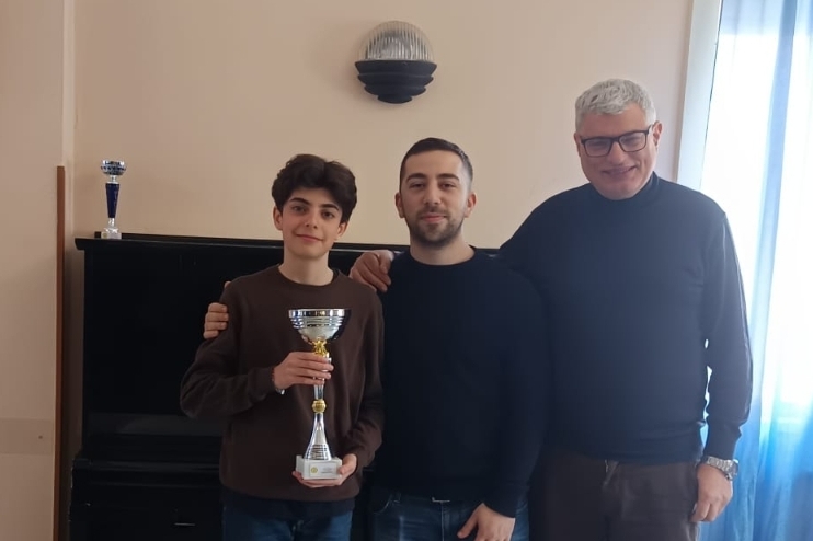 Caltanissetta, ASD L’Alfiere: successo di partecipazione al Torneo Pasquale di Scacchi 2026: trionfa Filippo Licenziato